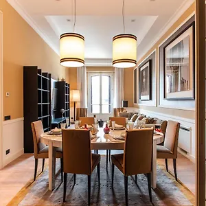 Appartement Palazzo Nana &, Napels